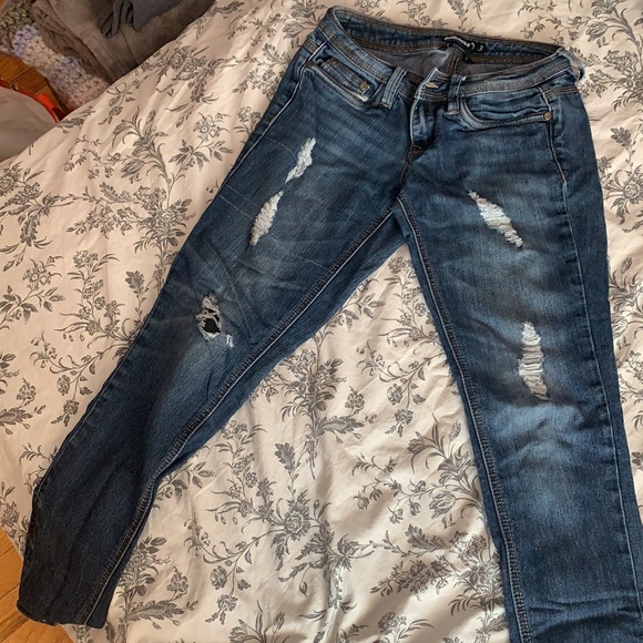 Jeans - Picture 2 of 4